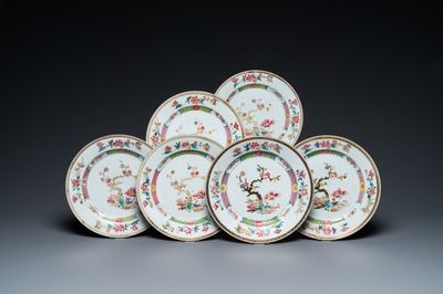 Six assiettes en porcelaine de Chine famille rose à décor d'arbres fleuris, Yongzheng