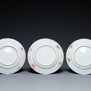 Six assiettes en porcelaine de Chine famille rose à décor d'arbres fleuris, Yongzheng — photo 5