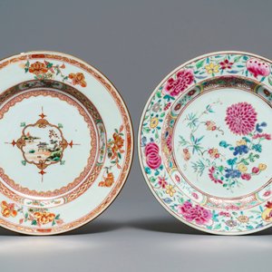 Six assiettes en porcelaine de Chine famille rose, verte et grisaille, Yongzheng/Qianlong — photo 6