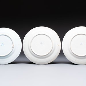 Six blue and white Dutch Delft 'Month' plates, Makkum, 19th C. — 照片 3