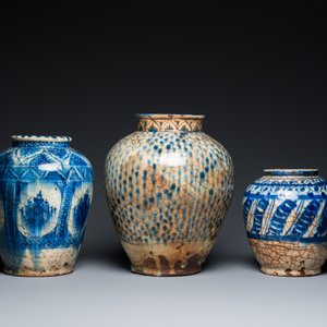 Six blue and white Islamic pottery storage jars, Persia, 17/19th C. — 照片 5