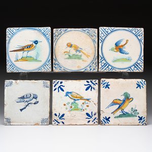 Six blue, white and polychrome Dutch Delft 'bird' tiles, 17th C. — 照片 1