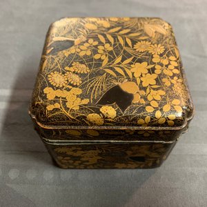 Six boîtes couvertes en laque de Japon, Meiji/Showa, 19/20ème — photo 26