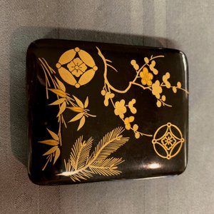 Six boîtes couvertes en laque de Japon, Meiji/Showa, 19/20ème — photo 8