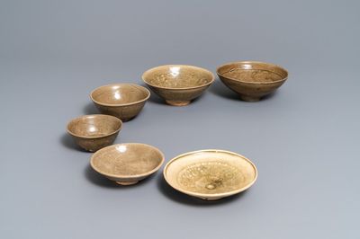 Six bols en porcelaine de Chine céladon et Yaozhou, Song/Yuan