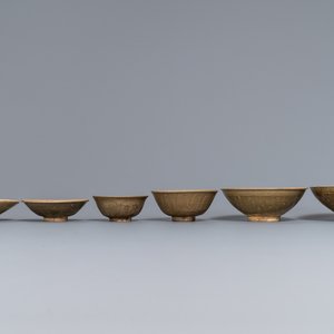 Six bols en porcelaine de Chine céladon et Yaozhou, Song/Yuan — photo 4