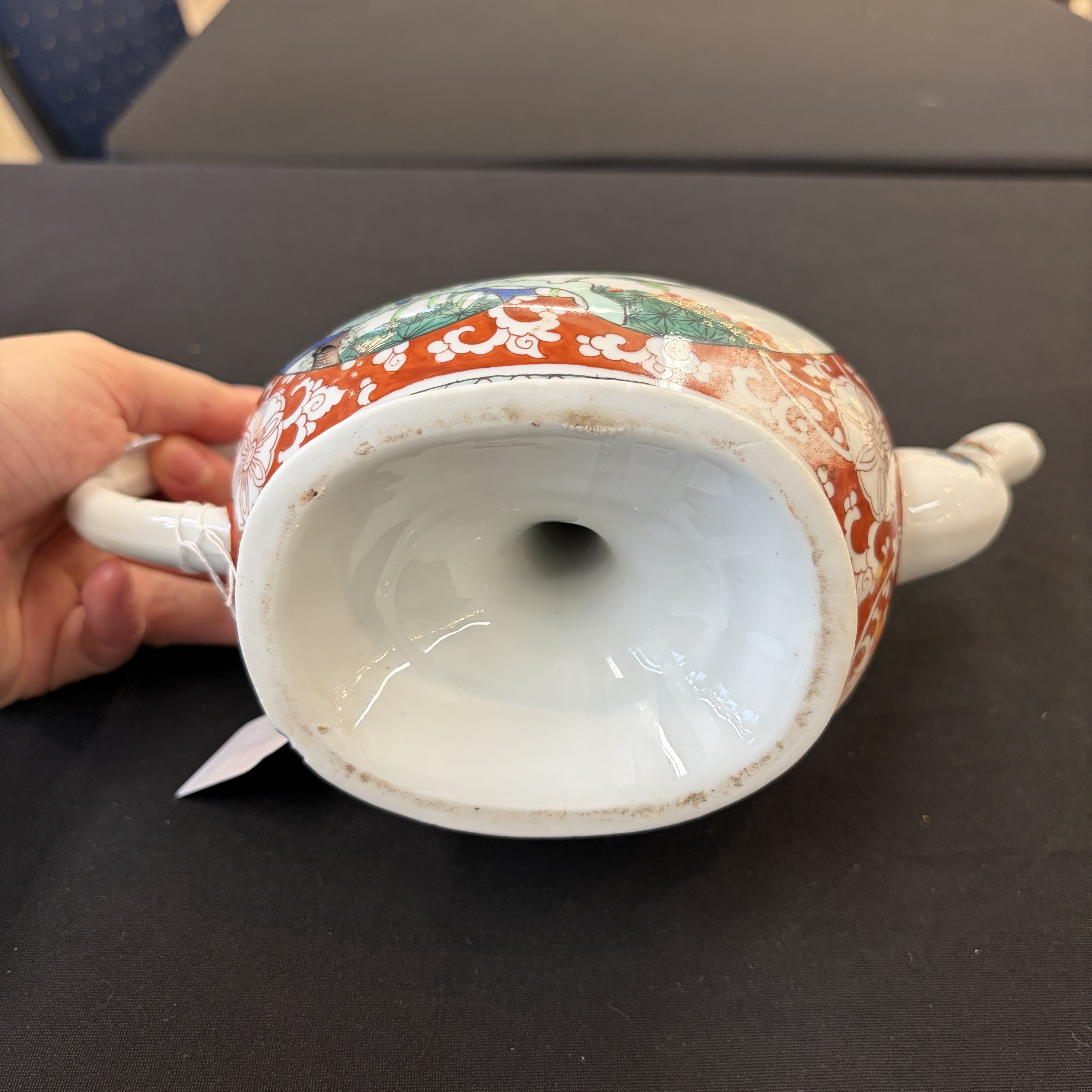 Six Chinese and French famille rose, verte and Imari-style wares — 照片 6