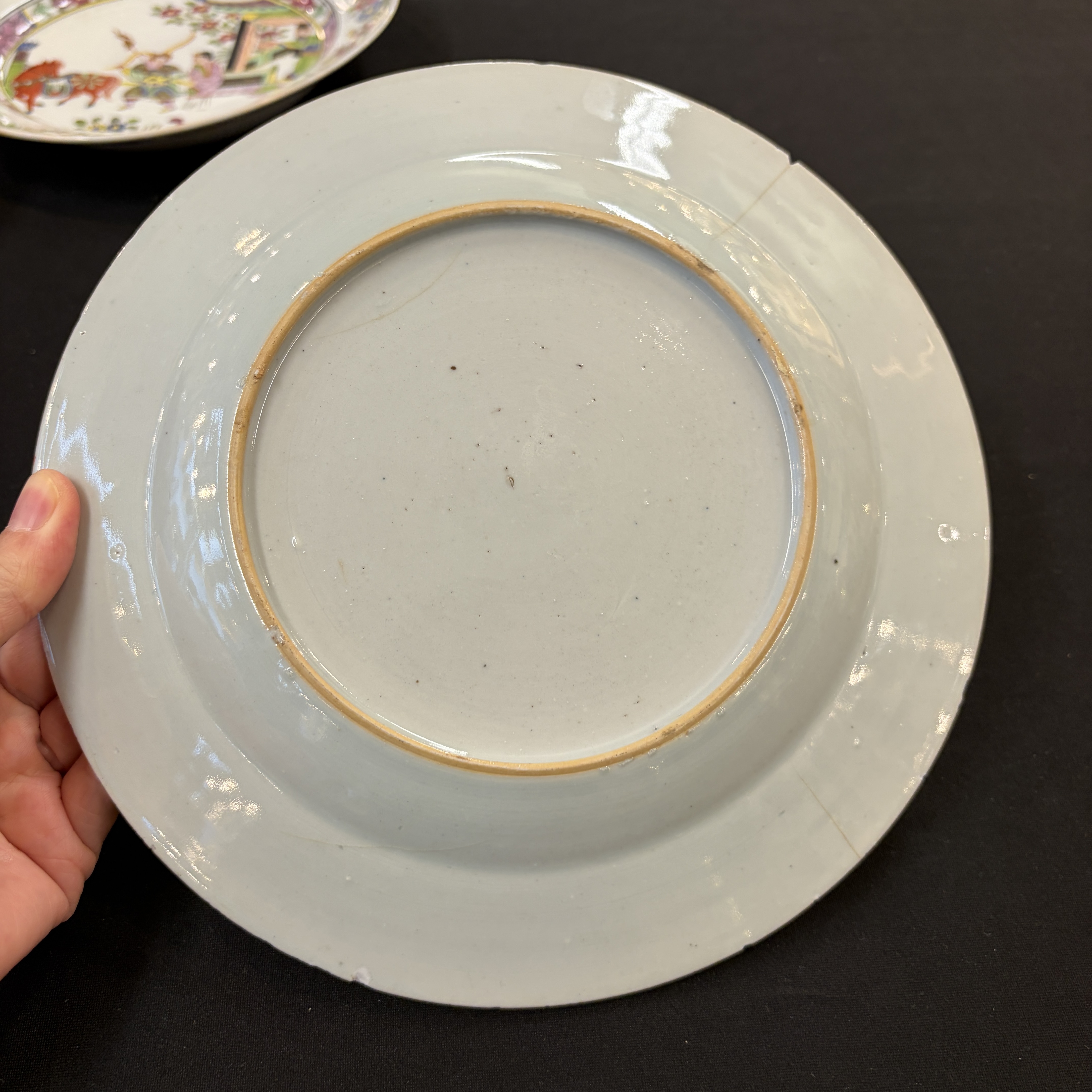 Six Chinese and French famille rose, verte and Imari-style wares — 照片 19