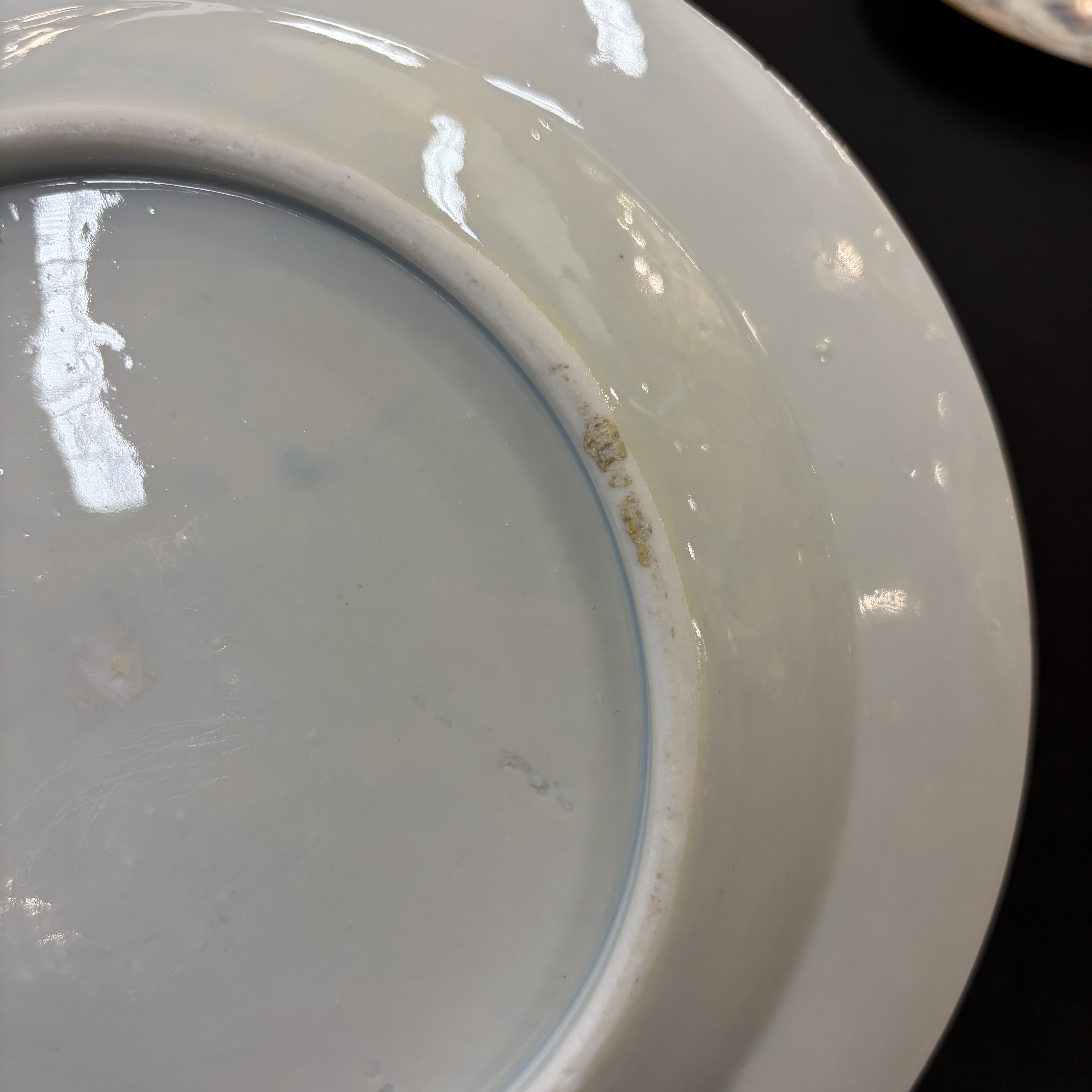 Six Chinese and French famille rose, verte and Imari-style wares — 照片 28
