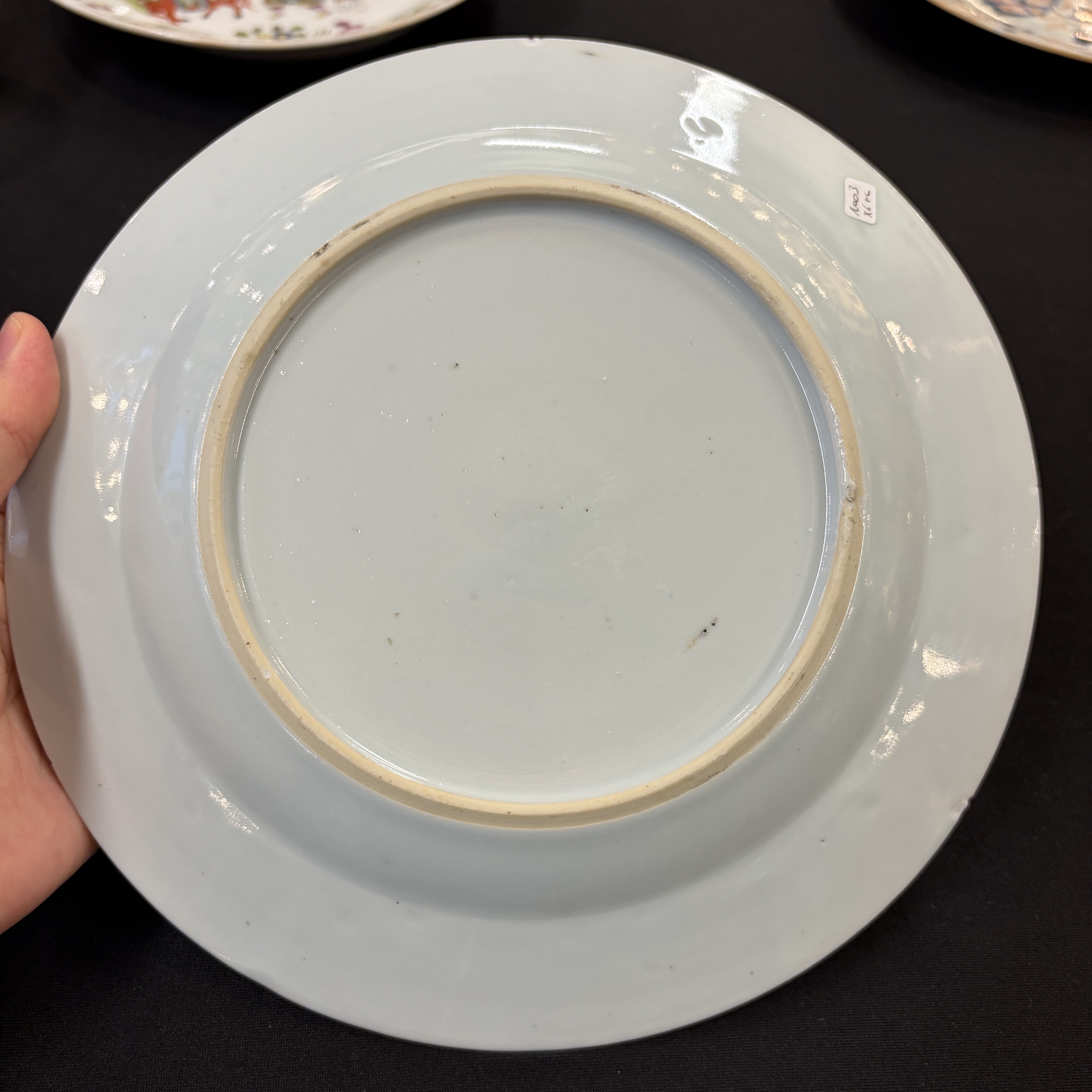 Six Chinese and French famille rose, verte and Imari-style wares — 照片 33