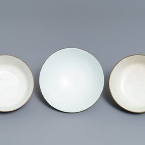 Six Chinese blue and white 'Bleu de Hue' Vietnamese market bowls and dishes, 19th C. — photo 7