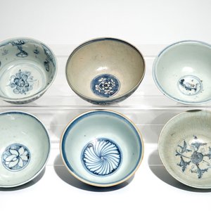 Six Chinese blue and white bowls, Ming — photo 5