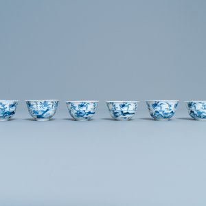 Six Chinese blue and white cups and saucers with horseriders, Kangxi — 照片 4