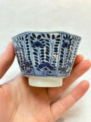 Six Chinese blue and white cups and seven saucers, 18/19th C. — photo 1