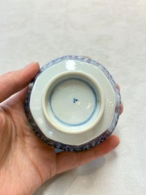 Six Chinese blue and white cups and seven saucers, 18/19th C. — photo 13