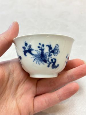Six Chinese blue and white cups and seven saucers, 18/19th C. — photo 28