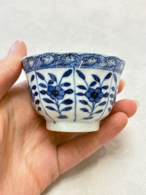 Six Chinese blue and white cups and seven saucers, 18/19th C. — photo 32