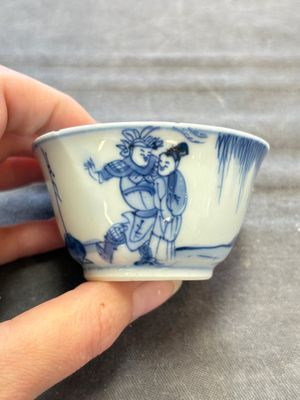 Six Chinese blue and white cups and ten saucers, Kangxi — 照片 21