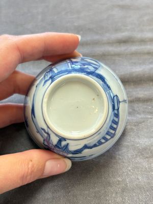 Six Chinese blue and white cups and ten saucers, Kangxi — 照片 38