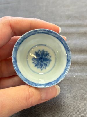 Six Chinese blue and white cups and ten saucers, Kangxi — 照片 49