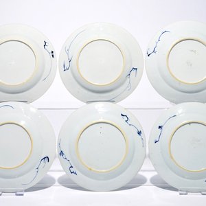 Six Chinese blue and white export porcelain “Pompadour” plates, Qianlong — photo 2
