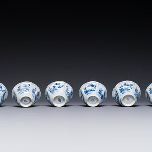 Six Chinese blue and white flower-shaped 'sanduo' cups and saucers, lingzhi mark, Kangxi — 照片 4