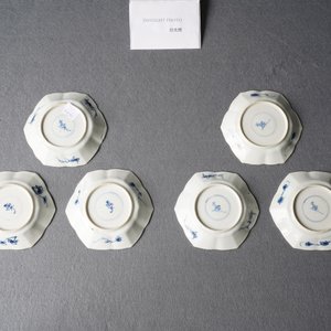Six Chinese blue and white hexagonal cups and saucers, Kangxi — 照片 15