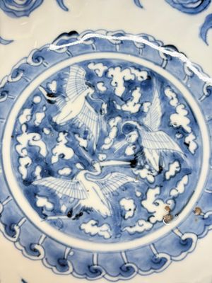 Six Chinese blue and white ko-sometsuke 'Crane' plates for the Japanese market — photo 11