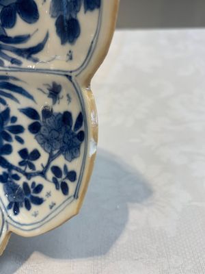 Six Chinese blue and white 'lotus' plates, Kangxi — photo 13
