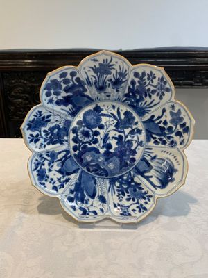 Six Chinese blue and white 'lotus' plates, Kangxi — photo 7