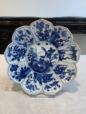 Six Chinese blue and white 'lotus' plates, Kangxi — photo 10