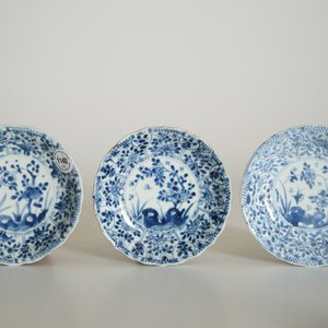 Six Chinese blue and white on capucin brown ground cups and saucers, Kangxi — photo 5