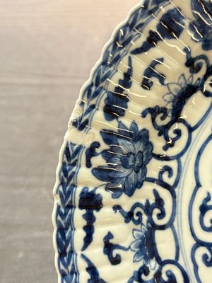 Six Chinese blue and white 'peony scroll' plates, Kangxi — photo 6