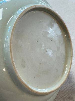 Six Chinese blue and white plates, a dish and a large tile, Yongzheng/Qianlong — foto 11