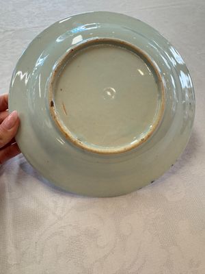 Six Chinese blue and white plates, a dish and a large tile, Yongzheng/Qianlong — foto 34