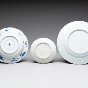 Six Chinese blue and white plates and a dish with landscape design, 18th C. — photo 5