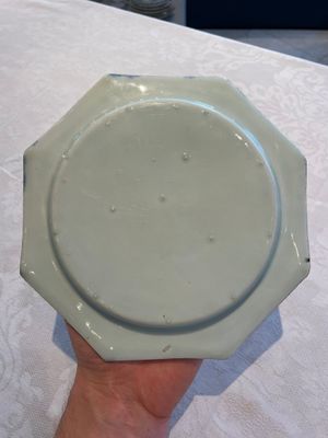 Six Chinese blue and white plates probably after a European silver model, Qianlong — photo 11