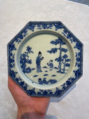 Six Chinese blue and white plates probably after a European silver model, Qianlong — photo 2