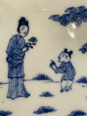 Six Chinese blue and white plates probably after a European silver model, Qianlong — photo 3