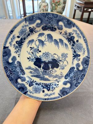 Six Chinese blue and white plates with floral design, Qianlong — 照片 12