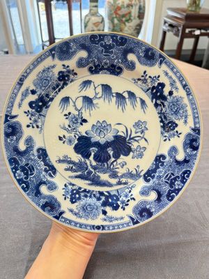 Six Chinese blue and white plates with floral design, Qianlong — 照片 3