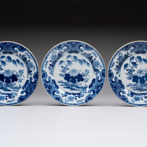 Six Chinese blue and white plates with floral design, Qianlong — 照片 2