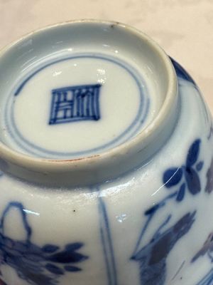 Six Chinese blue and white 'Rooster' cups and saucers, Kangxi — photo 13