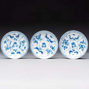 Six Chinese blue and white 'Rooster' cups and saucers, Kangxi — photo 4