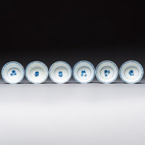Six Chinese blue and white 'Rooster' cups and saucers, Kangxi — photo 10