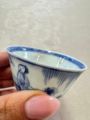 Six Chinese blue and white 'Scholar in a Garden' cups and saucers, Yongzheng — photo 7