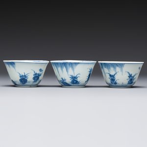 Six Chinese blue and white 'Scholar in a Garden' cups and saucers, Yongzheng — photo 14