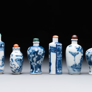 Six Chinese blue and white snuff bottles, 19th C. — photo 4