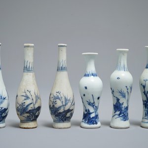 Six Chinese blue and white vases with floral design, Hatcher cargo, Transitional period — photo 1