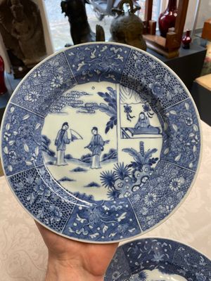 Six Chinese blue and white 'Xi Xiang Ji' plates, Qianlong — 照片 1